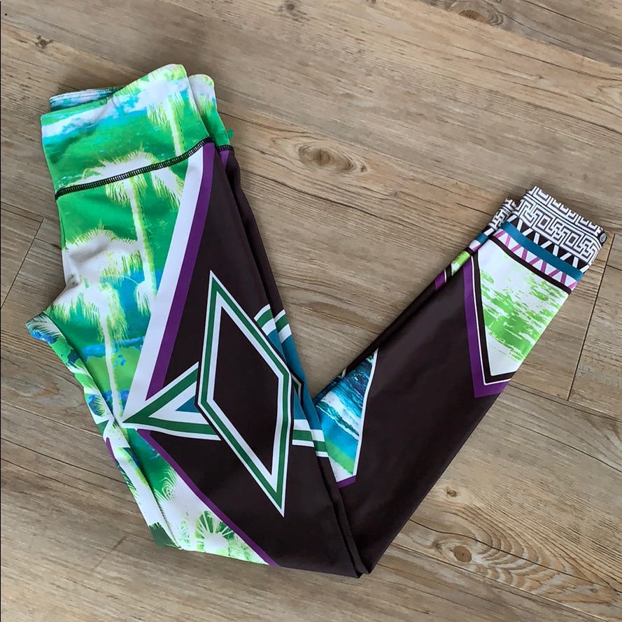 Onzie Green Purple White Yoga / Running Legging S